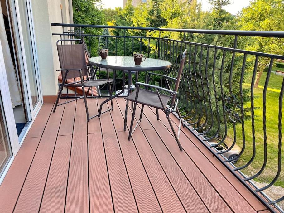 Ferienwohnung Piekny Apartament Z Widokiem Na Jezioro Niegocin Lötzen Exterior foto