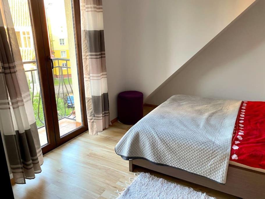 Ferienwohnung Piekny Apartament Z Widokiem Na Jezioro Niegocin Lötzen Exterior foto